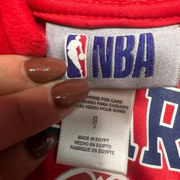 NWT NBA Washington Wizards Red Pullover Hoodie Unisex Kids Size 2T‎ - Picture 2 of 3